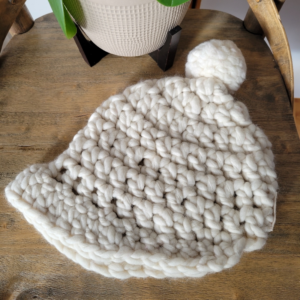 NWT Free People Loopy Mango Brim Hat Pompom Handknit Beanie Polar Bear